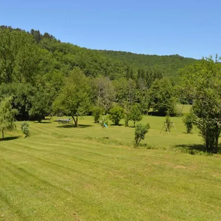 In Near Font-de-gaume شقة